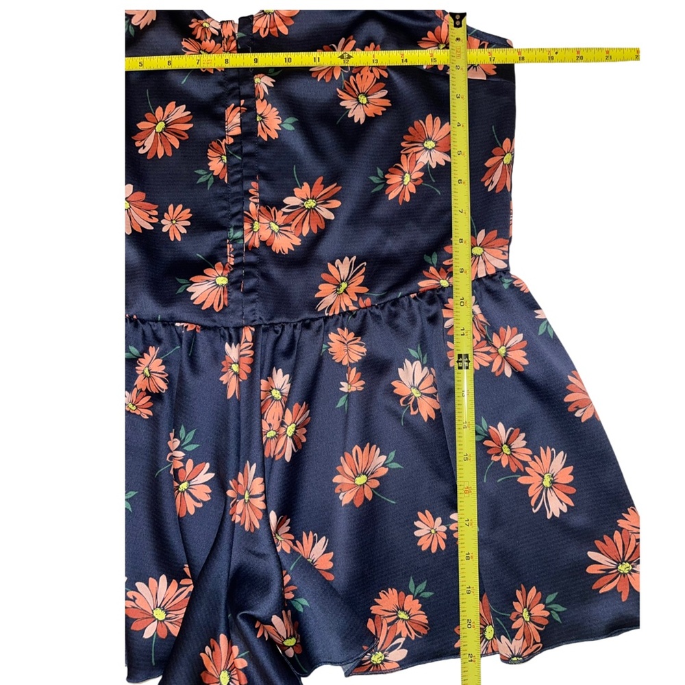 Sugar & Spice Romper Honeydew Women's Size Medium - Picture 7 of 9
